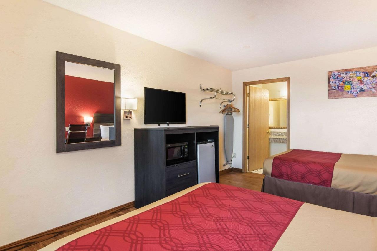 Lodge Econo